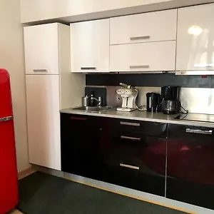 https://sweet-home-merimiehenkatu-27-helsinki-center.tophotelshelsinki.com