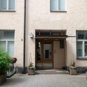 2ndhomes-helsinki-center-2br-103-m2-deluxe-apartment.tophotelshelsinki.com/