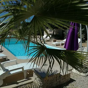  Hébergement de vacances Les De Kevinou France